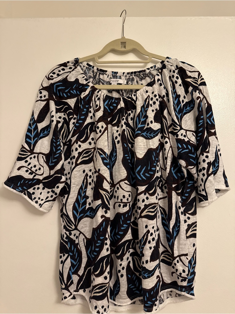 Chico's linen fringed short sleeve blouse